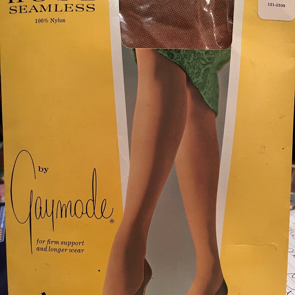 Penney’s by Gaymode seamless support hose in original 1970’s packaging